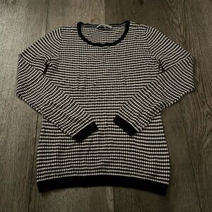 Classiques Entier Micro Houndstooth Sweater Size XS